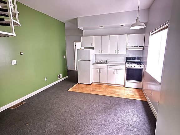 5th image of 737 Ashland Ave Unit 2