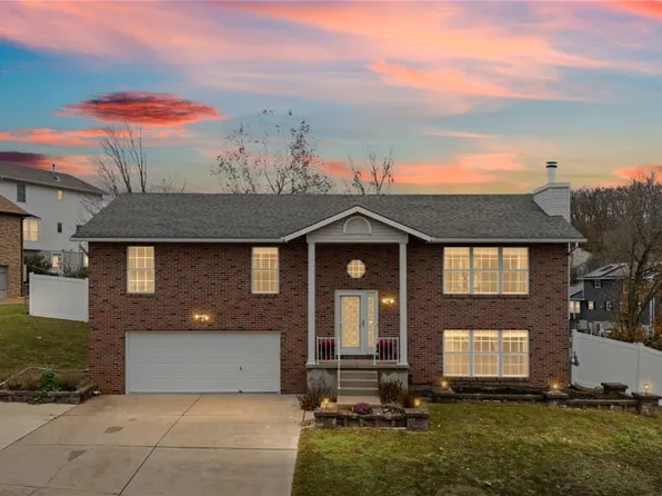 2009 Buck Dr, Arnold, MO 63010