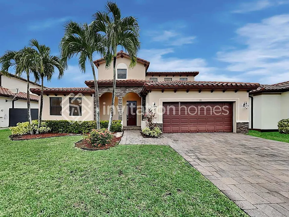 121 SE 35th Ave