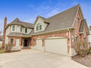 3926 Sterling Rd, Downers Grove, IL 60515