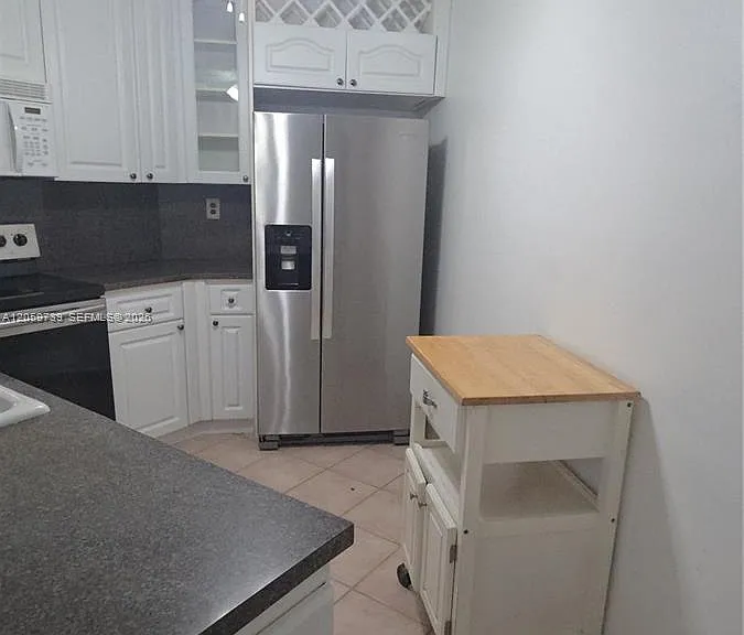 9437 Fontainebleau Blvd #202 — Photo 55