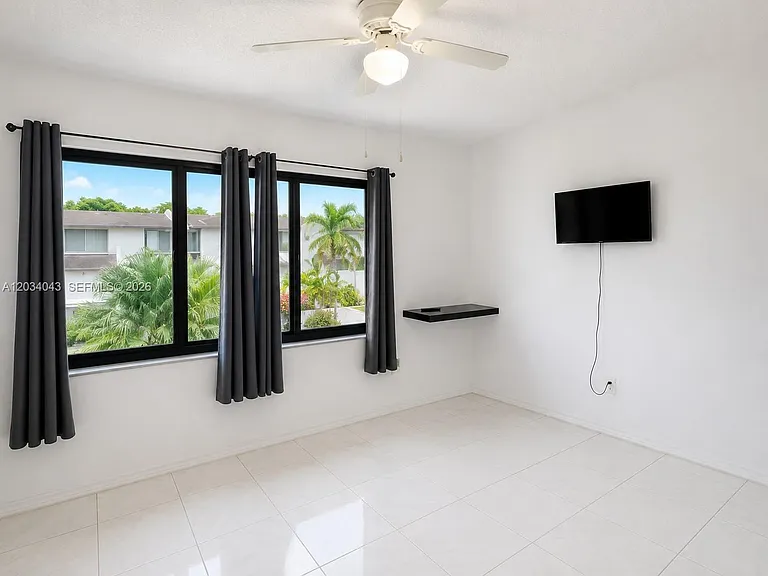 6521 SW 114th Ave #- — Photo 12