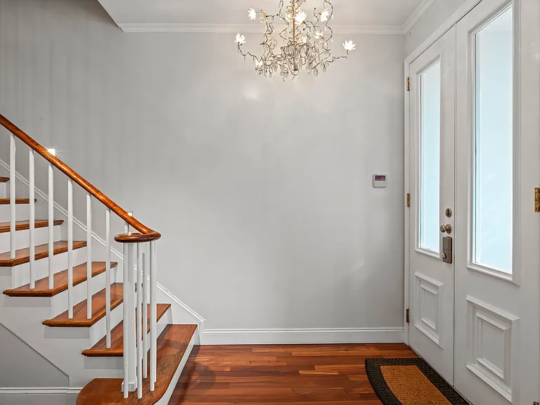 47 Irving Pl #1A — Photo 7