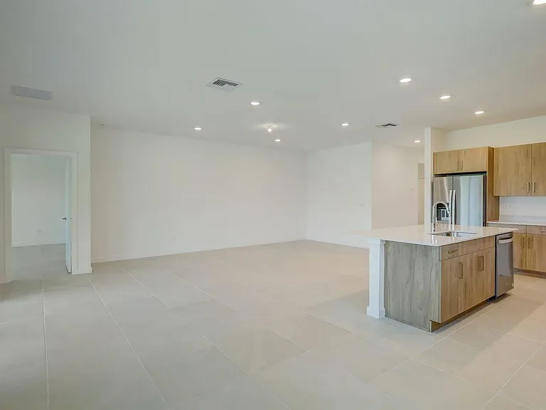 5946 SE Skyblue Cir — Photo 13