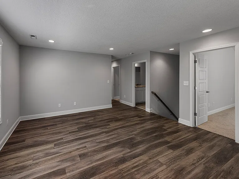 2107 Kangaroo Ln — Photo 29