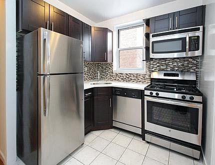 1st image of 14204 84th Dr #1