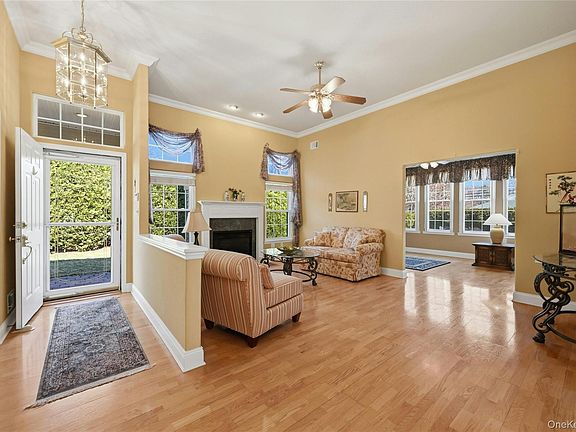 5th image of 415 Leisure Drive #415