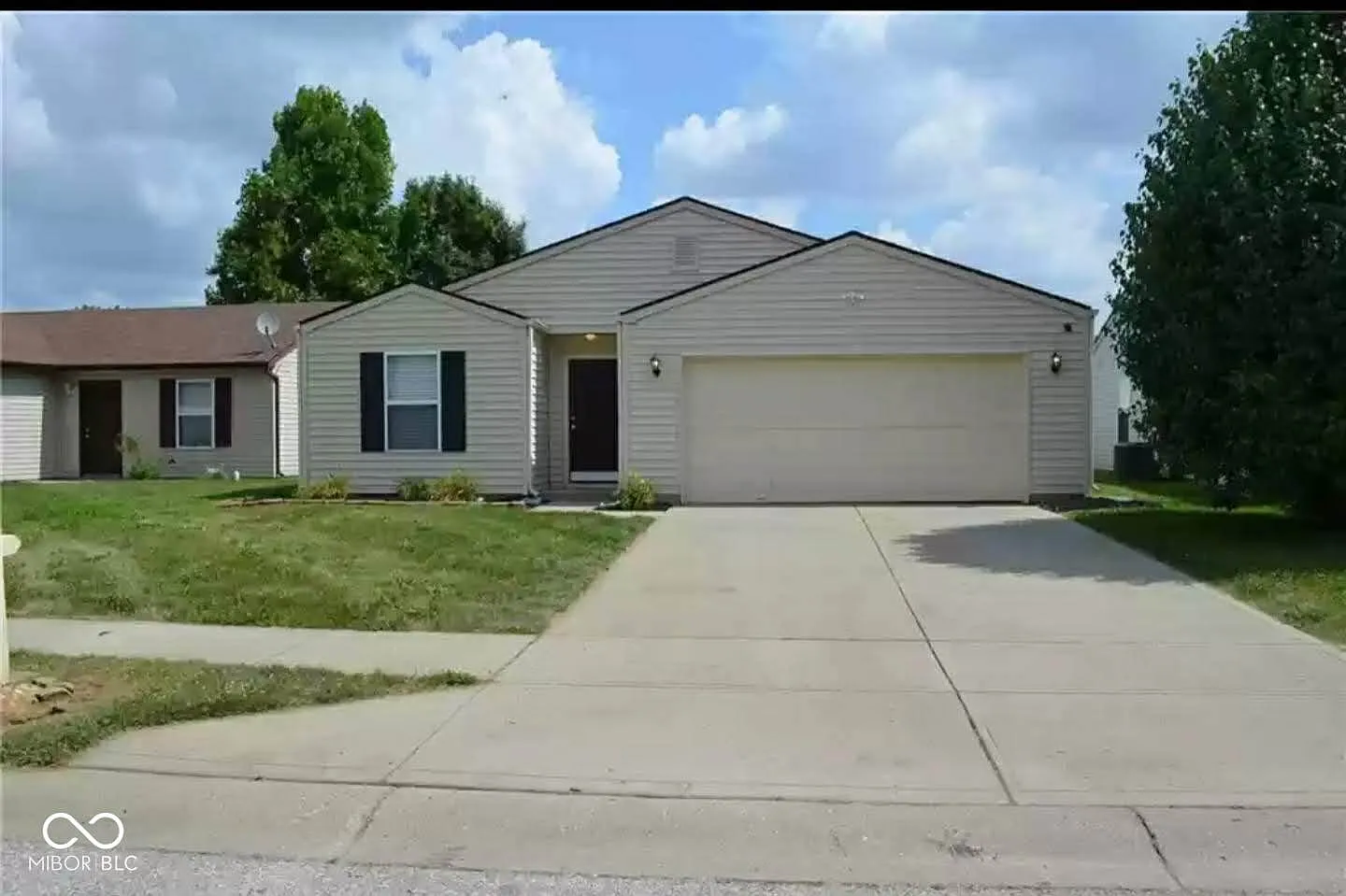 5044 Hodson Dr photo 1