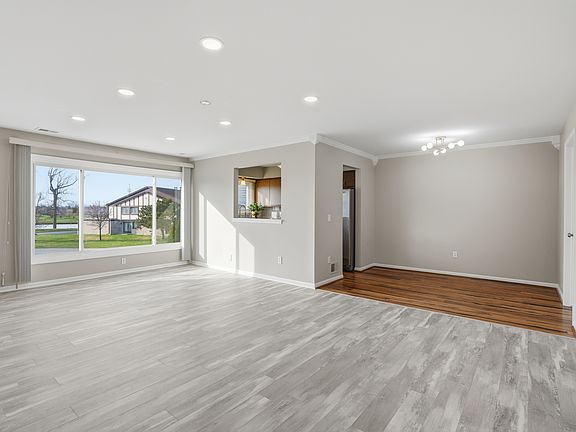 2nd image of 408 Country Club Dr