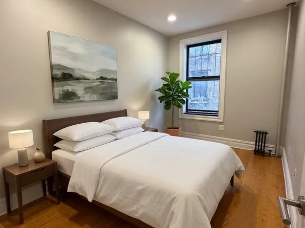 315 Lincoln Place image 1 of 6