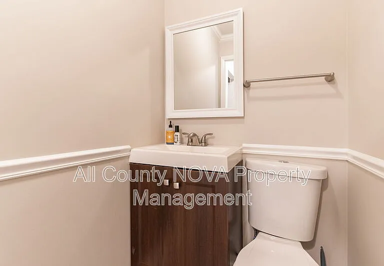 4126 Lenox Dr — Photo 17