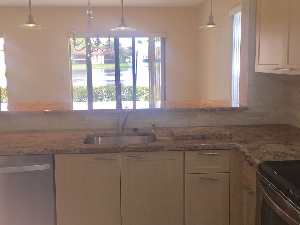 1st image of 10399 S Circle Lake Dr APT 102