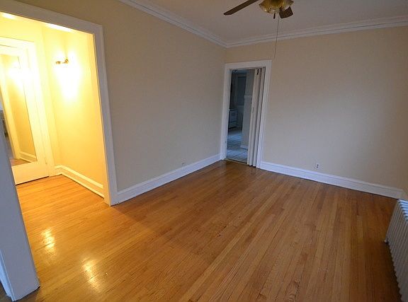 2nd image of 2101 N Lawler Ave #2