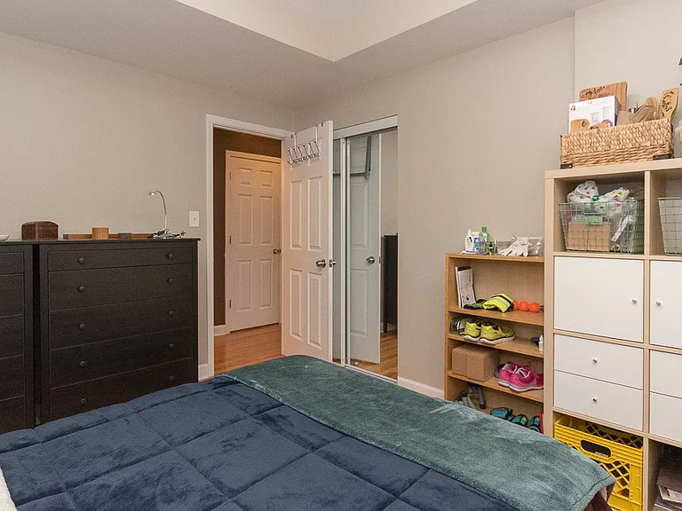 5210 N Sawyer Ave #2 — Photo 10