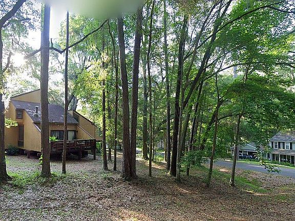 2nd image of 2632 Neuchatel Dr