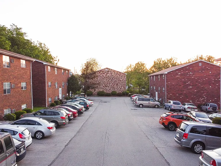Meadow View Apartments — Photo 5