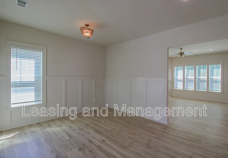 3633 Happyland Blvd — Photo 3
