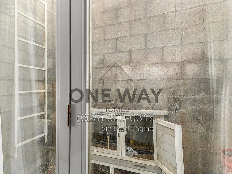 107 S Catalina St — Photo 34