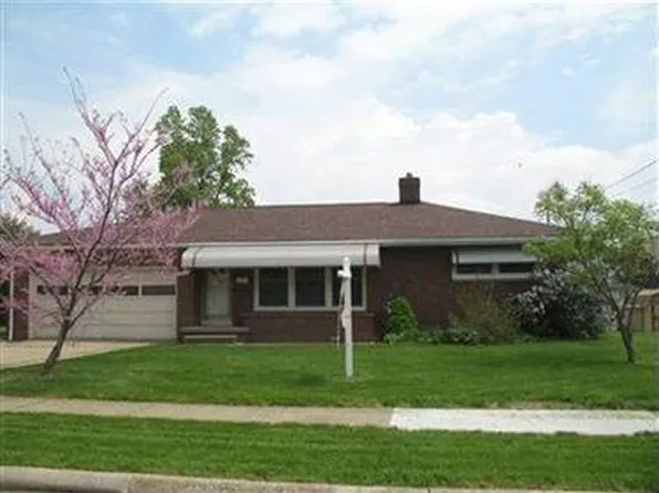 8 N Hickin Ave, Rittman, OH 44270