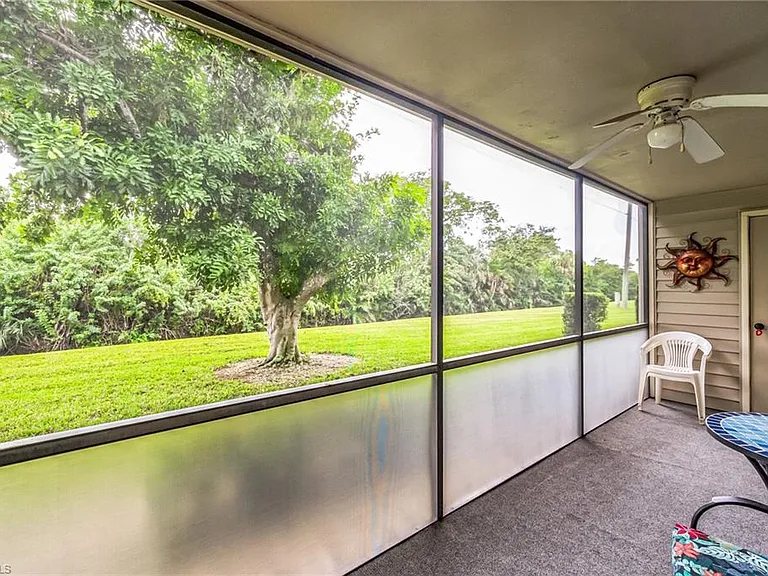 8081 S Woods Cir #10 — Photo 12