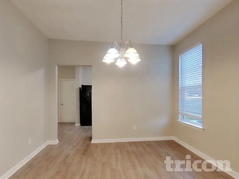 4757 Highpoint Way — Photo 5