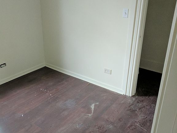 5th image of 1549 Jackson St APT 4