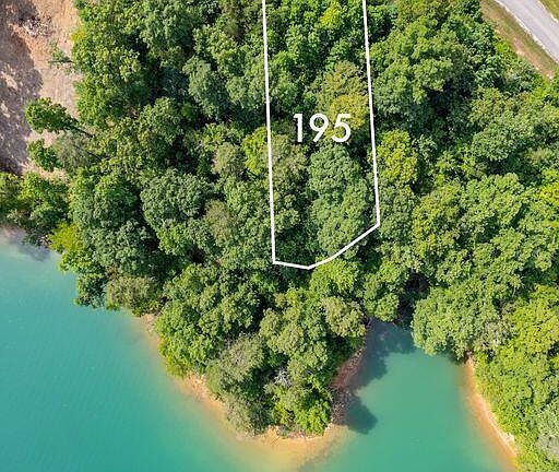 2nd image of 195 Waterside Ln