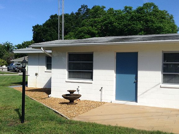 Patio, lamp post, radio towr