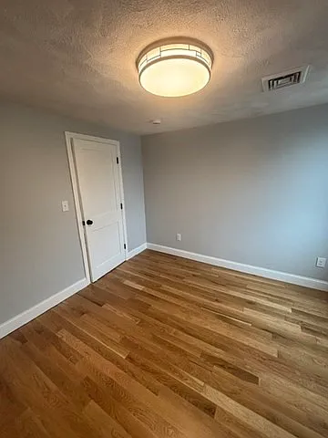 140 North St #1 — Photo 19