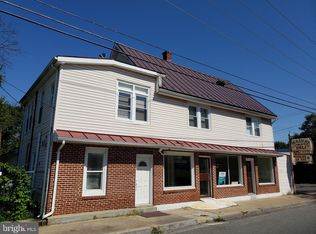 8414 W Main St APT 3, Marshall, VA 20115