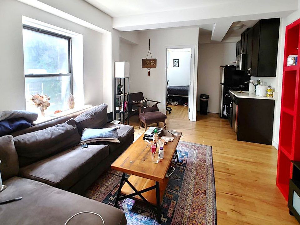 1st image of 219 1st Ave APT 2R