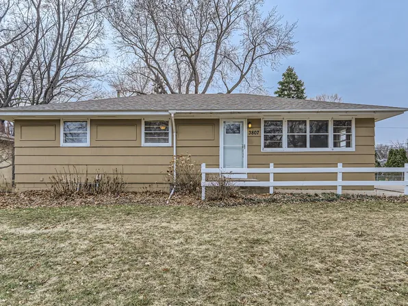 3807 56th Ave N, Brooklyn Center, MN 55429