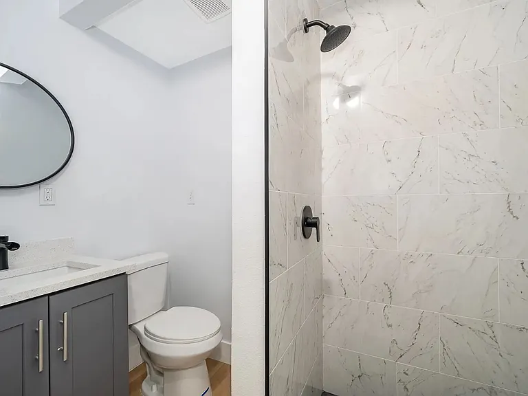 613 Citrus St — Photo 6
