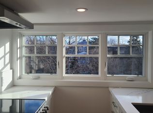 30 High Park Blvd, Toronto, ON M6R1M7