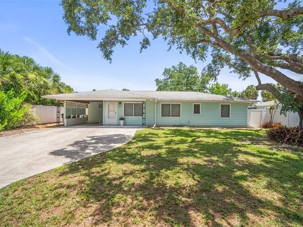 2275 Clematis St, Sarasota, FL 34239
