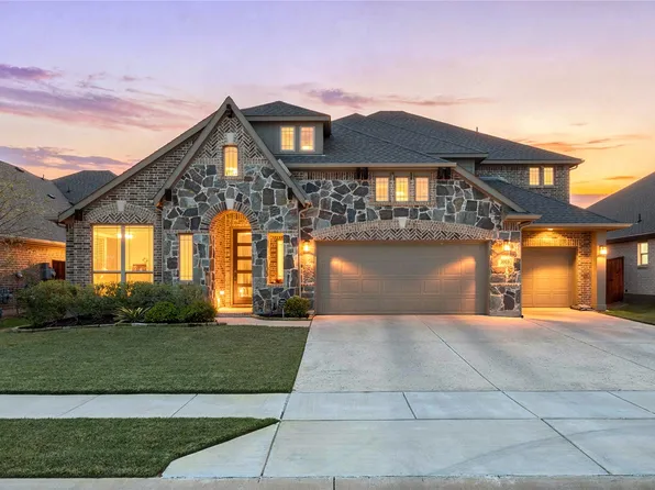 1003 Moss Grove Trl, Justin, TX 76247