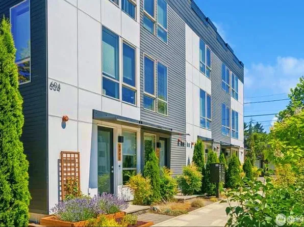 604 NW 77th Street #D, Seattle, WA 98117