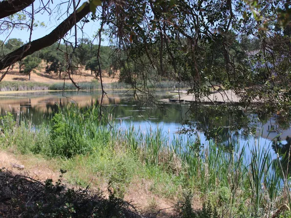 595 Peachtree Ct, Valley Springs, CA 95252