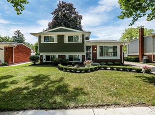 730 Langley Blvd, Clawson, MI 48017
