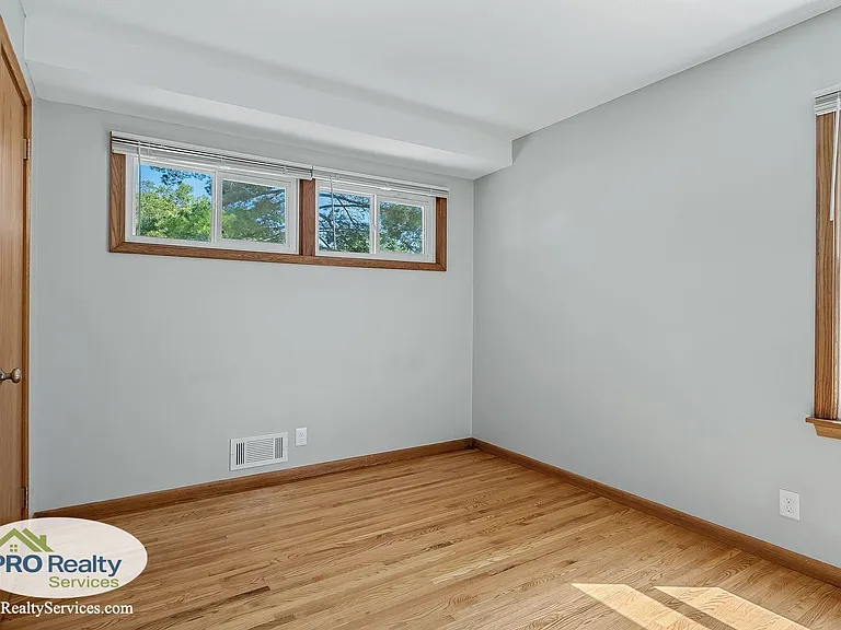 4672 Morris Ln — Photo 12