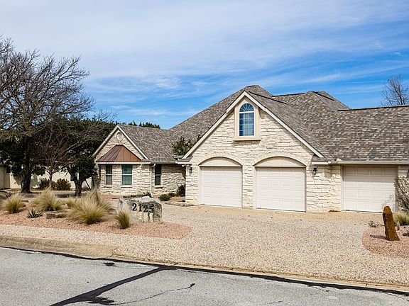 5th image of 2125 Summit Crest Dr