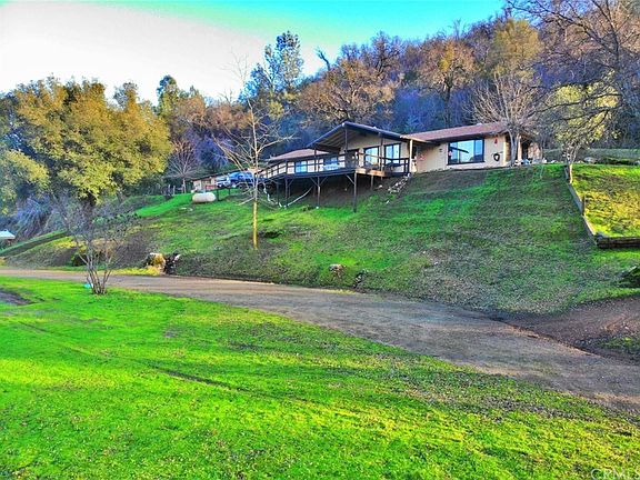 5th image of 35699 Spanish Oak Ln