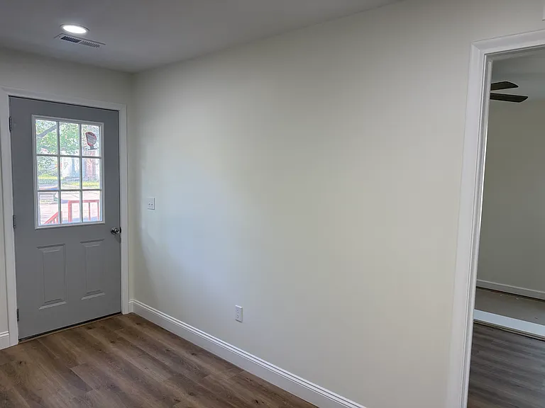 2503 E Graham Ave — Photo 17