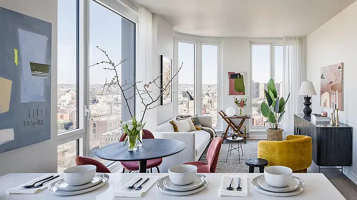 Rented by Charney Real Estate LLC | media 21