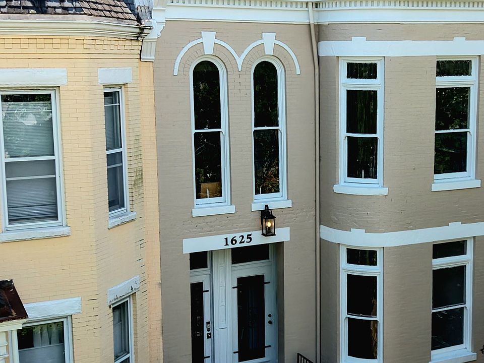 1st image of 1625 W Grace St #B
