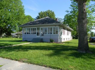 710 Taffee St, Pinckneyville, IL 62274