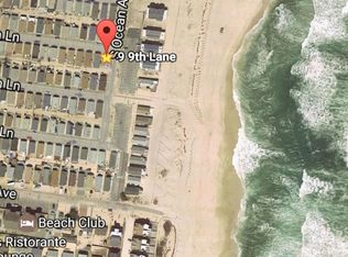 9 9th Ln, Seaside Park, NJ 08752