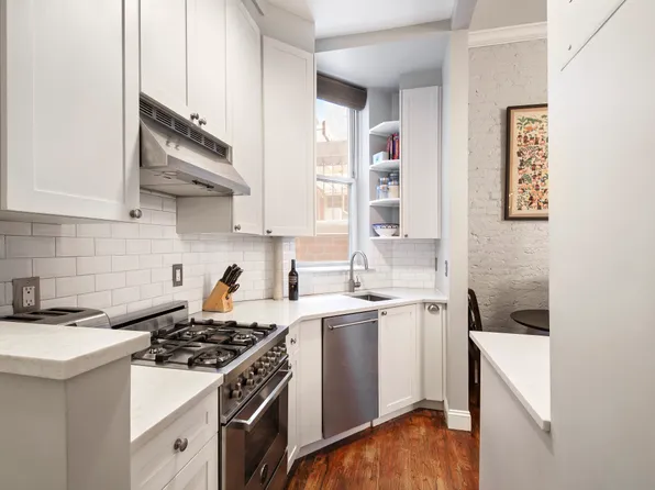 103 East 10th Street image 3 of 6