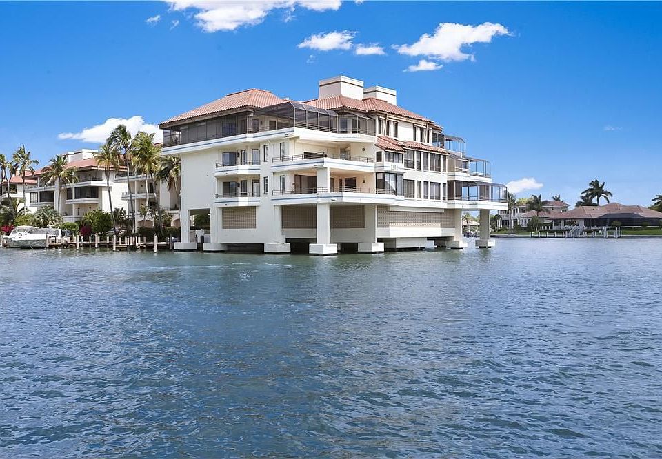 1st image of 4400 Gulf Shore Blvd N APT 102