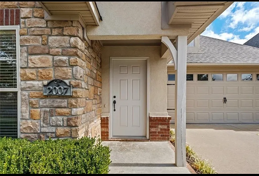 2 bed, 1443 sqft, $1,750 — Photo 4